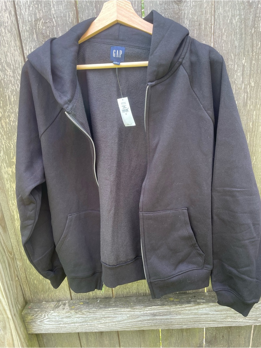GAP Women’s Black Zip-Up Hooded Sweater—NWT